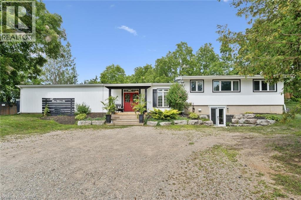 647 BRANT-WATERLOO Road, Ayr