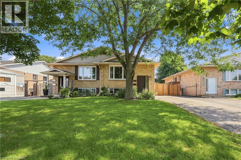 4533 CARRIAGE Road, Lincoln