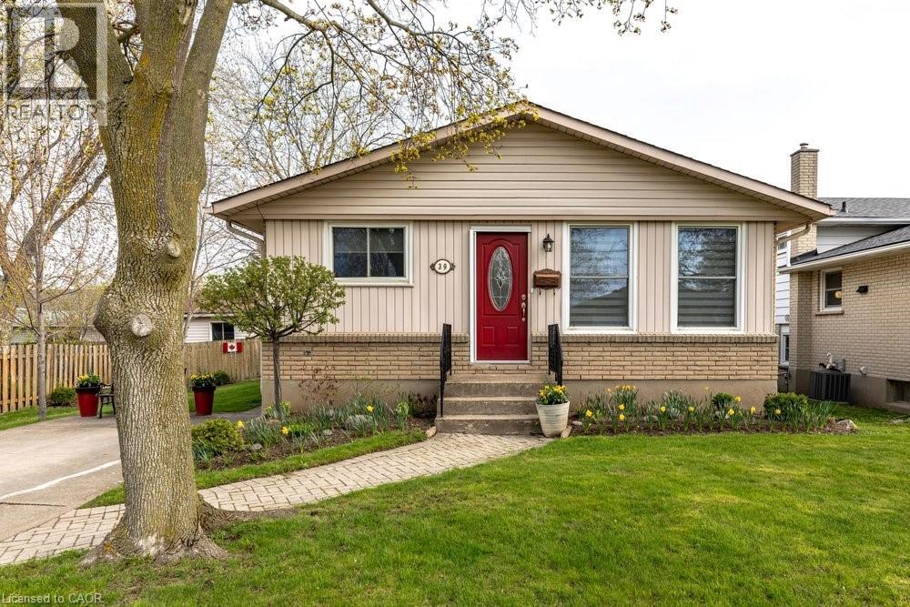 39 CEDARDALE Avenue, St. Catharines