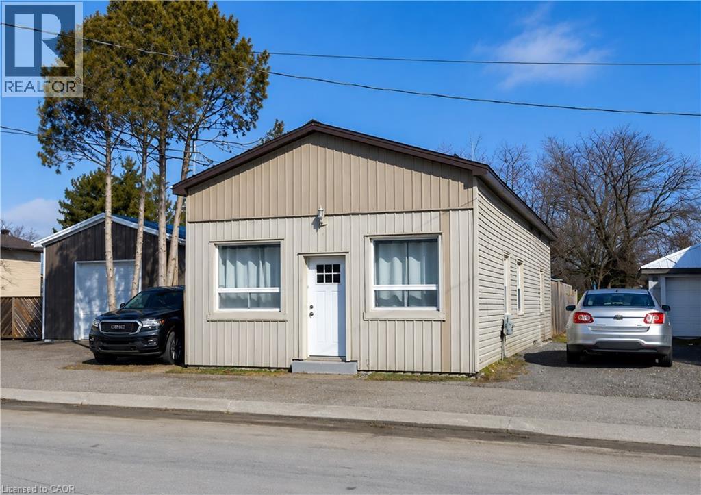 194 TOWNLINE Street, St. Williams