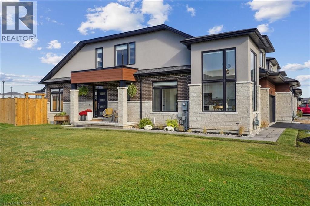 52 WELCH Lane, Hamilton