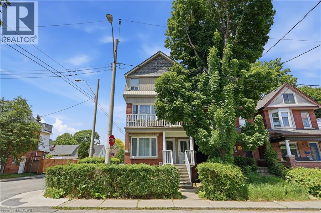 52 CEDAR Avenue, Hamilton
