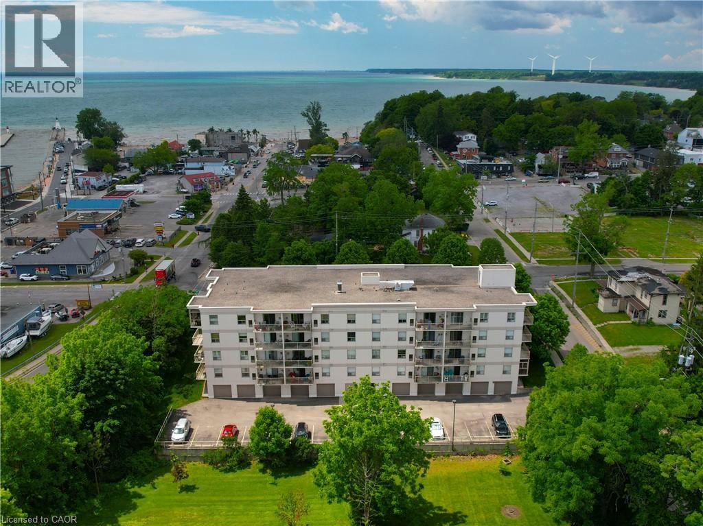 12 ST ANDREW Street UnitNo. 202, Port Dover