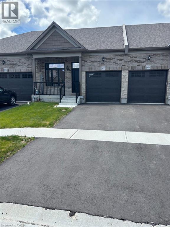 800 GARDEN COURT Crescent, Woodstock
