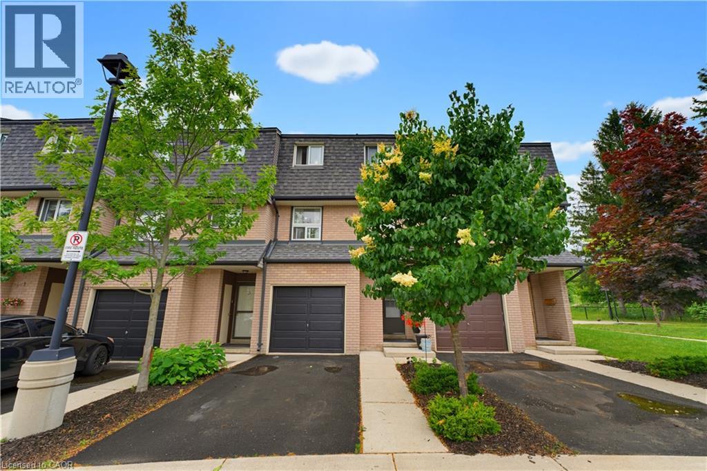 138 BLACKHORNE Drive UnitNo. 4, Kitchener