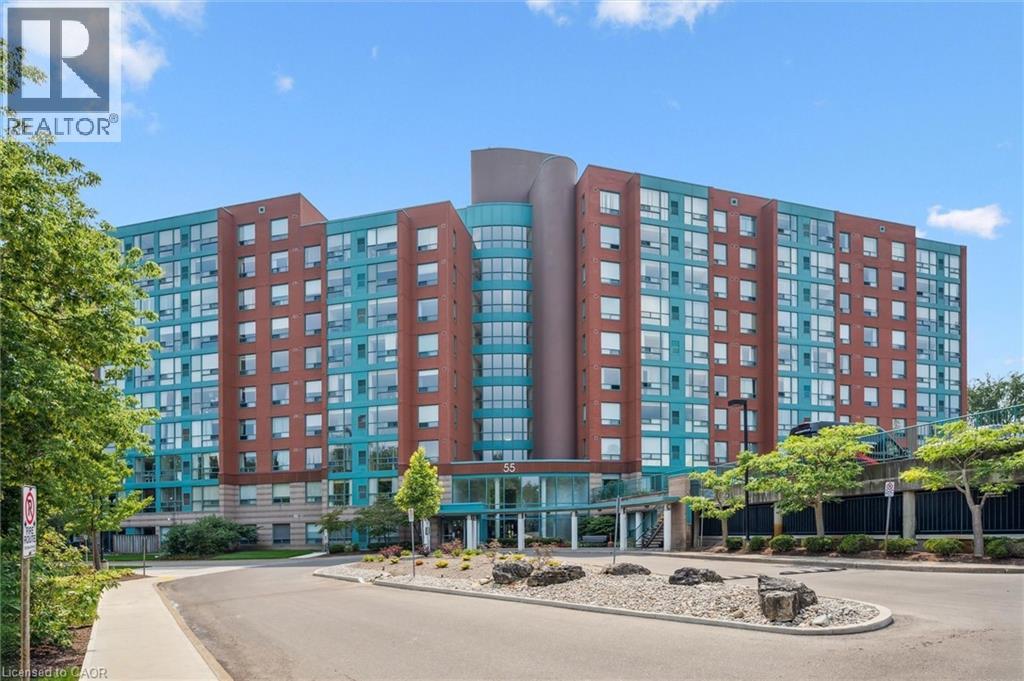 55 BLUE SPRINGS Drive UnitNo. 706, Waterloo