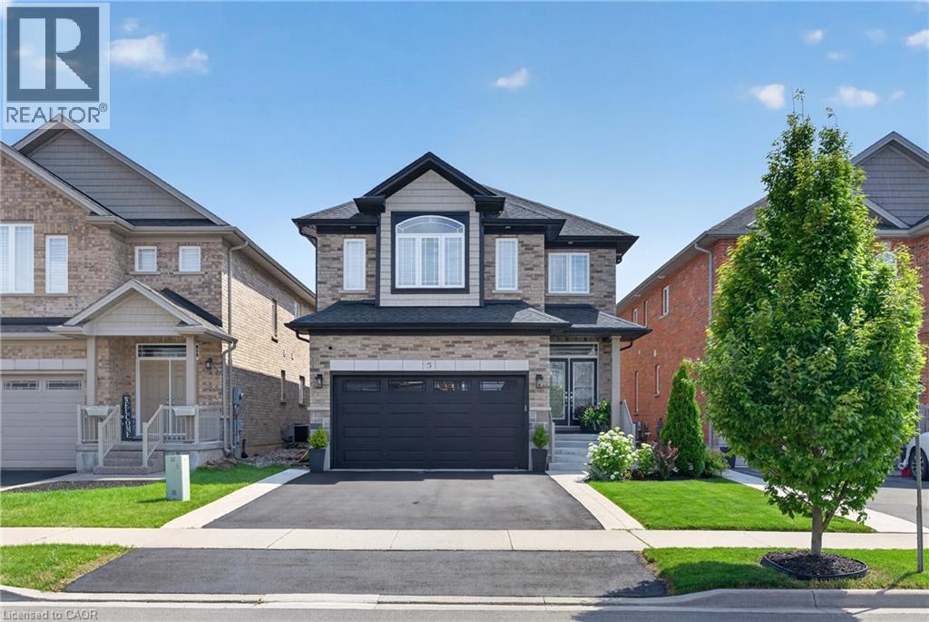 5 NARBONNE Crescent, Stoney Creek