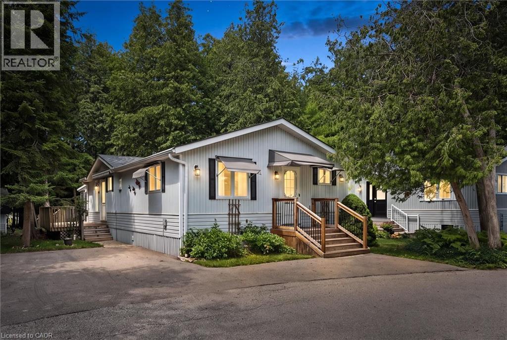 4 SPRUCE Avenue, Puslinch