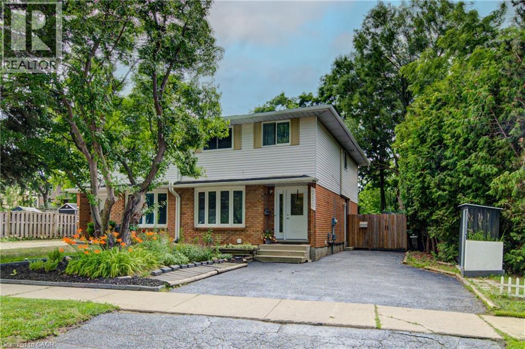 250 DINISON Crescent, Kitchener