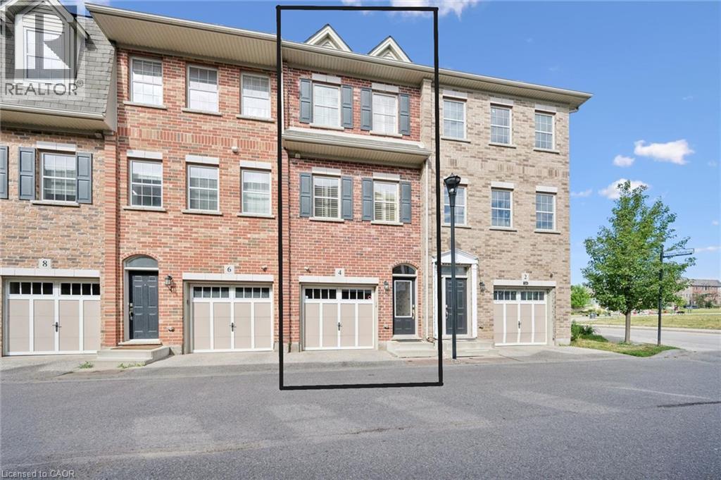 4 CHELTENHAM Mews, Kitchener