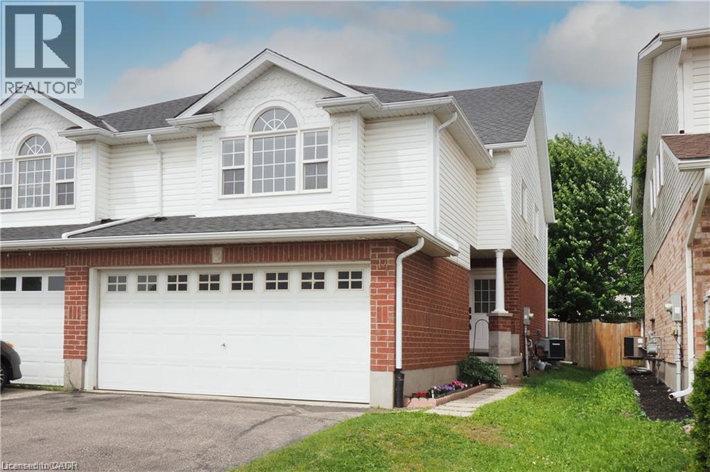 14 DONNENWERTH Drive, Kitchener