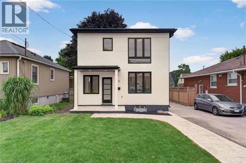 325 QUEENSDALE Avenue E, Hamilton