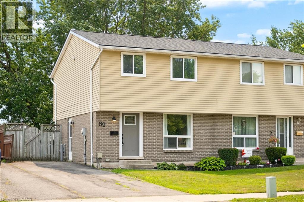 89 MAPLE Avenue, Stratford