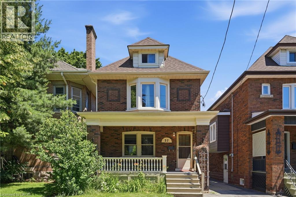 37 MAPLEWOOD Avenue, Hamilton