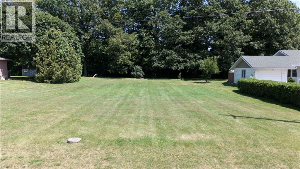 8 SUNNINGHILL Drive, Port Dover