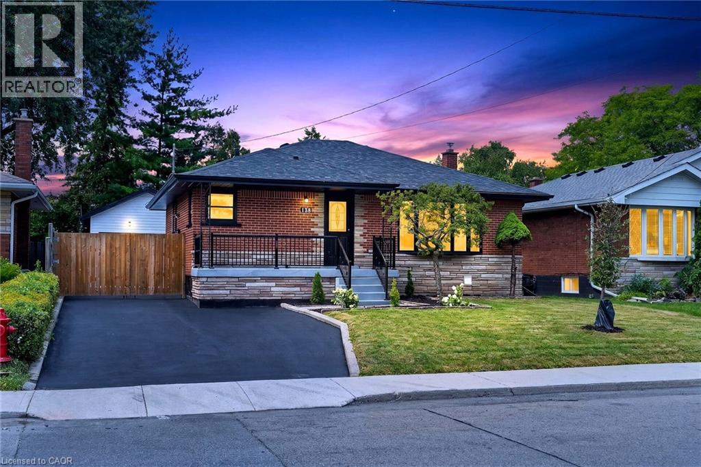 138 RENDELL Boulevard, Hamilton