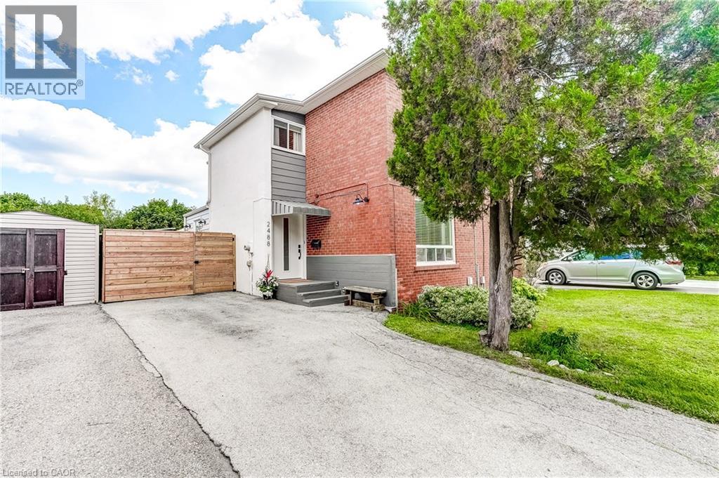 2488 W BROOKHURST Road, Mississauga