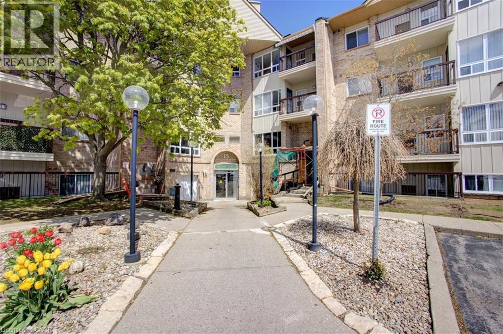 15 HOFSTETTER Avenue UnitNo. 108, Kitchener