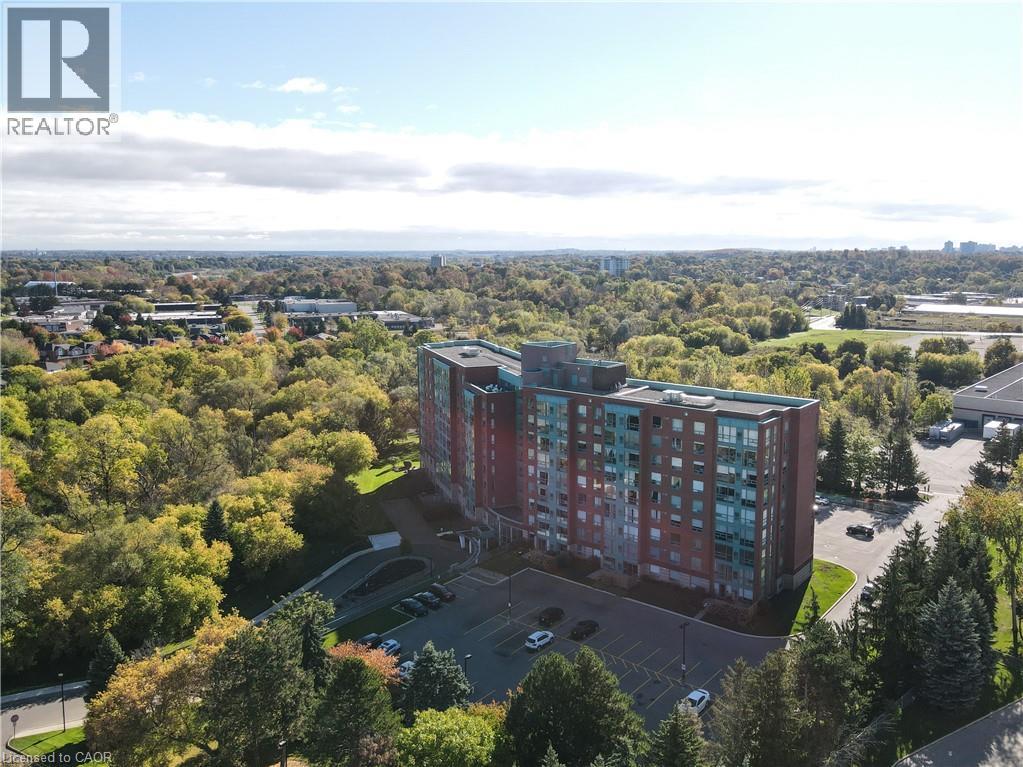 55 BLUE SPRINGS Drive UnitNo. PH12, Waterloo