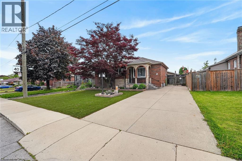 117 STEWARTDALE Avenue, Hamilton