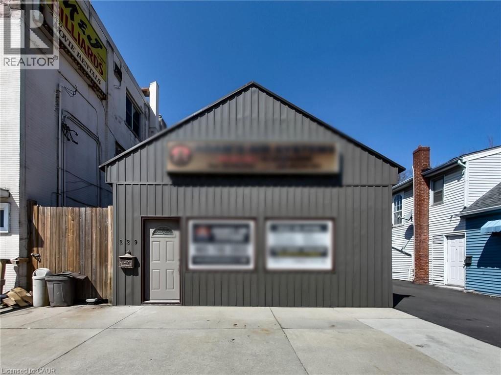 229 PARKDALE Avenue N, Hamilton