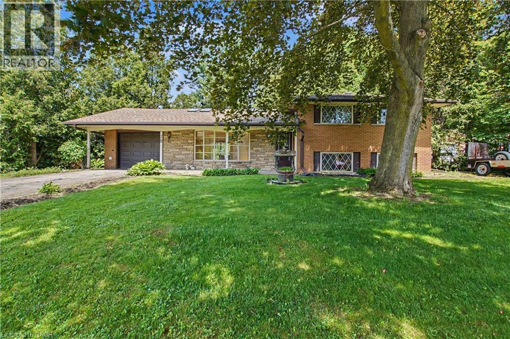 78 CHRISTOPHER Drive, Hamilton