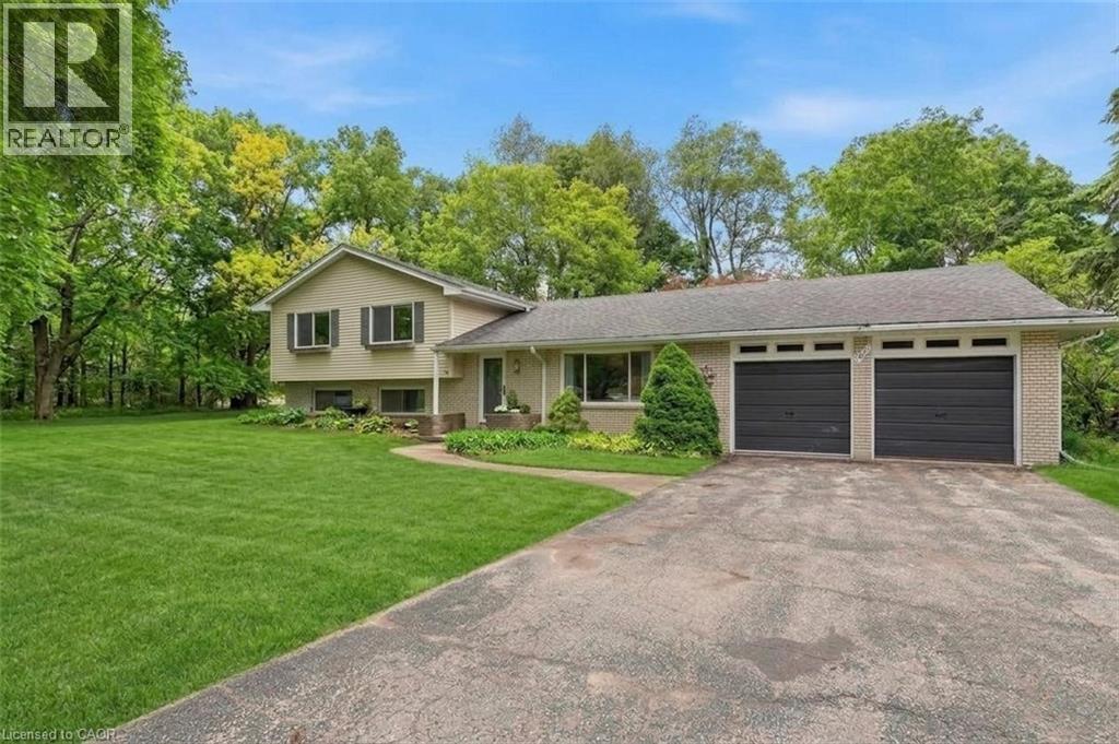 627 WESTMOUNT Road W, Kitchener