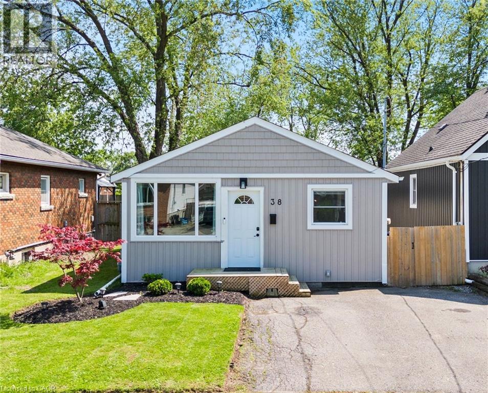 38 ALEXANDRA Boulevard, St. Catharines