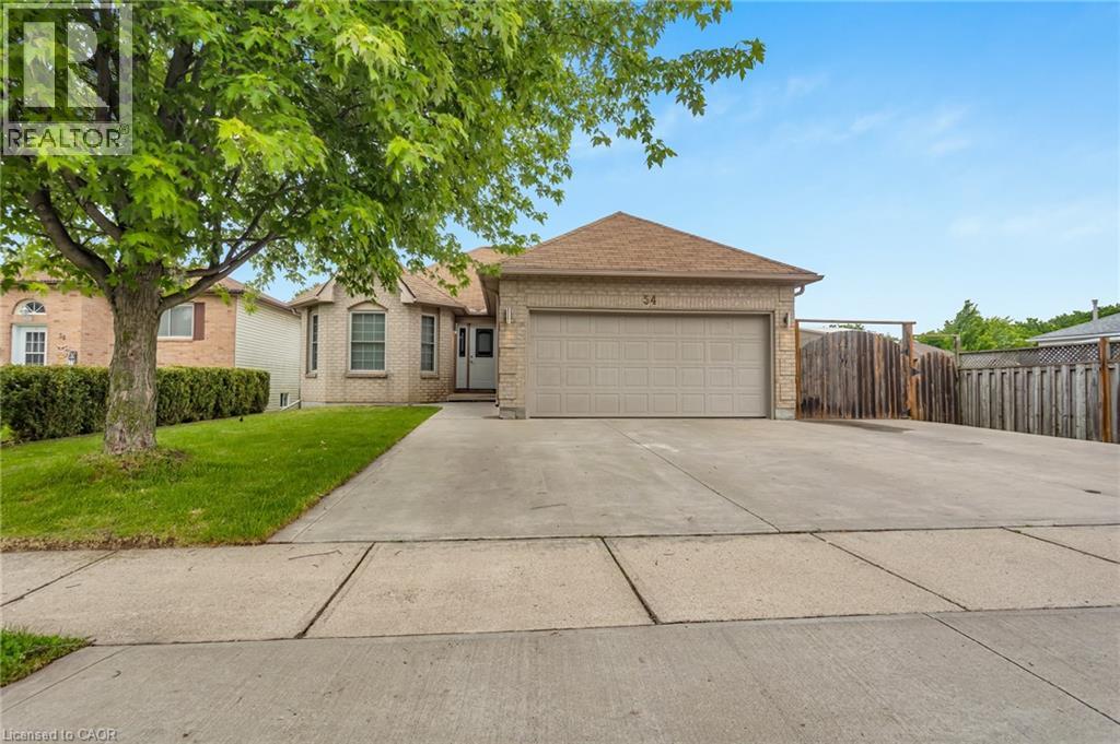 54 PEBBLE BEACH Court, Woodstock