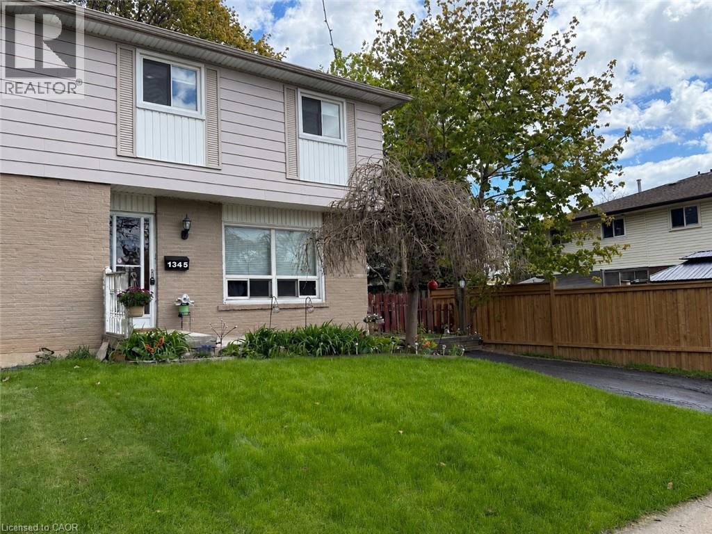 1345 COLONSAY Drive, Burlington