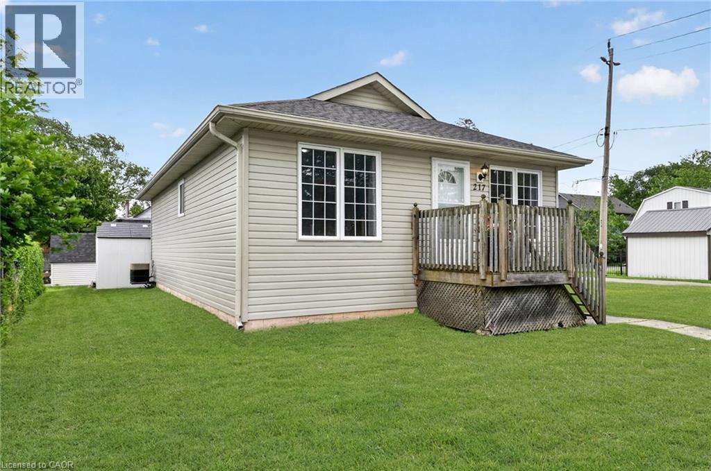 217 PINE Street, Dunnville