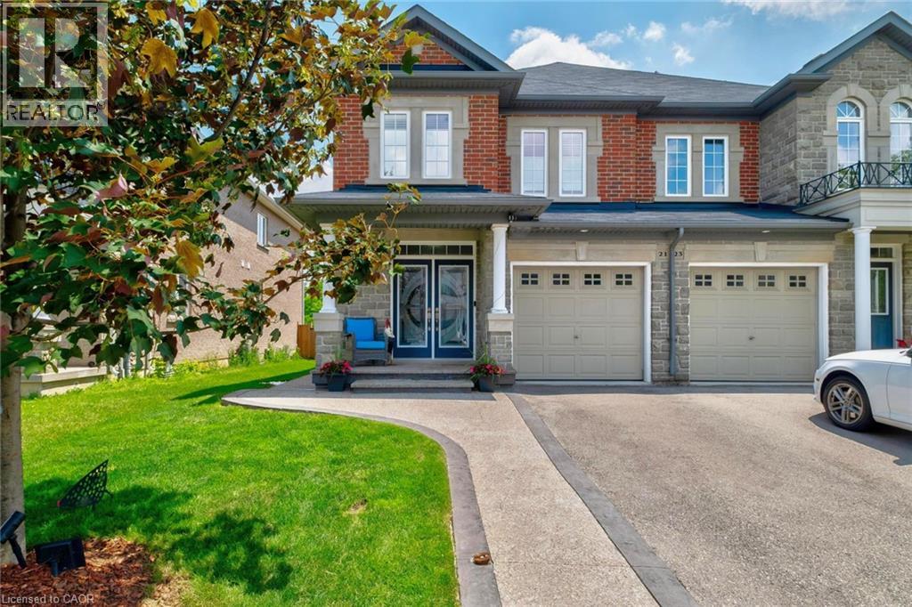 21 SUMMERBERRY Way, Hamilton