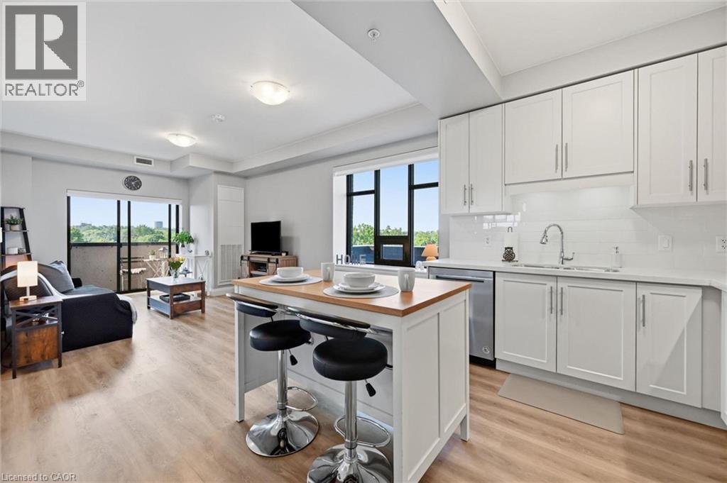 30 HAMILTON Street S UnitNo. 411, Waterdown