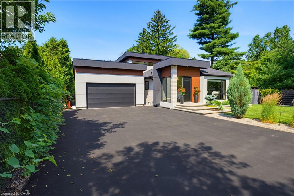 282 ROBINA Road, Ancaster