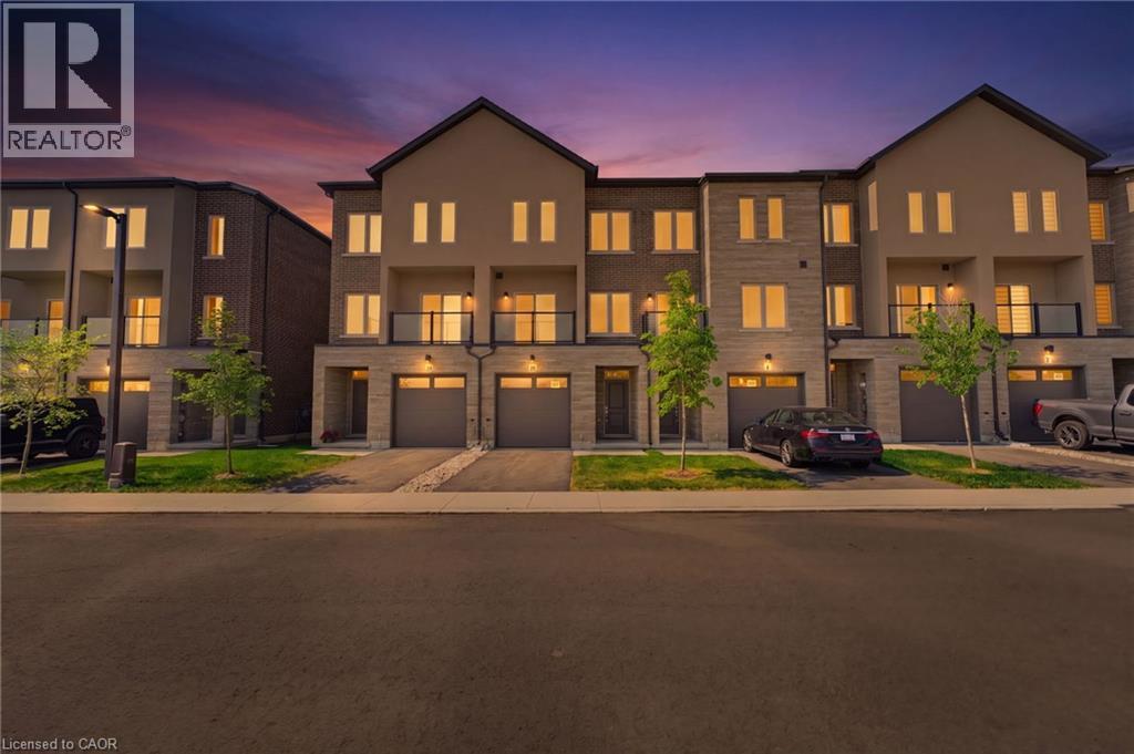10 CLEAR VALLEY Lane, Mount Hope