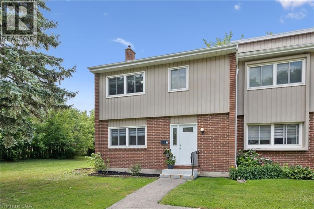 121 UNIVERSITY Avenue E UnitNo. 11, Waterloo
