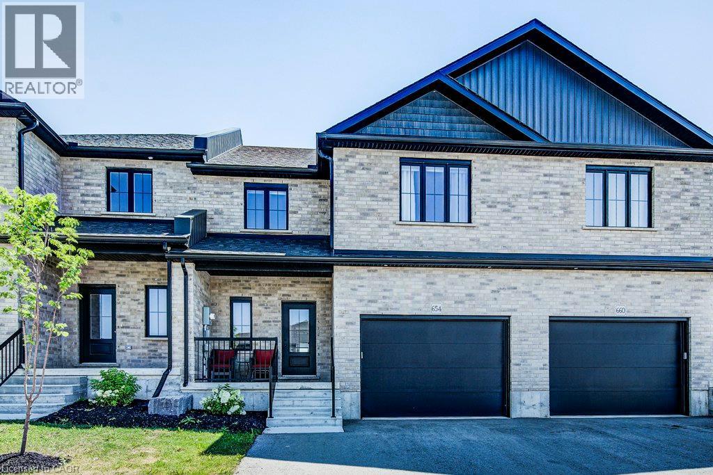 654 WRAY Avenue S, Listowel