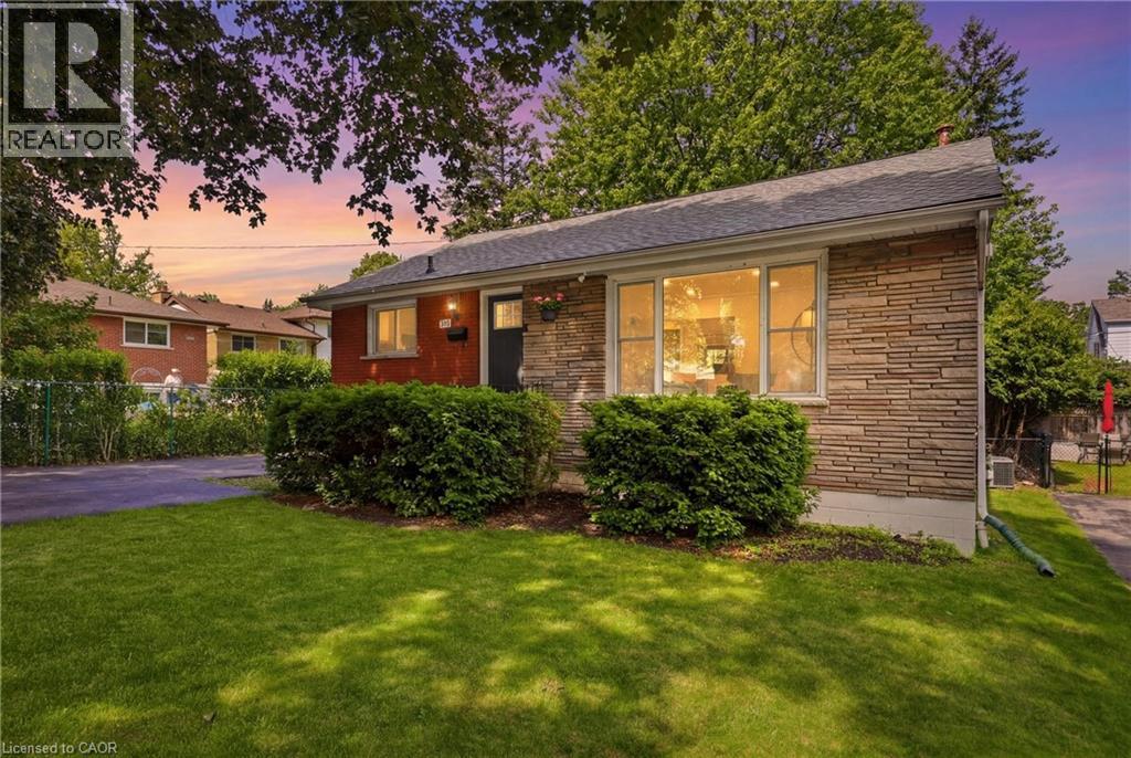 312 UPPER PARADISE Road, Hamilton
