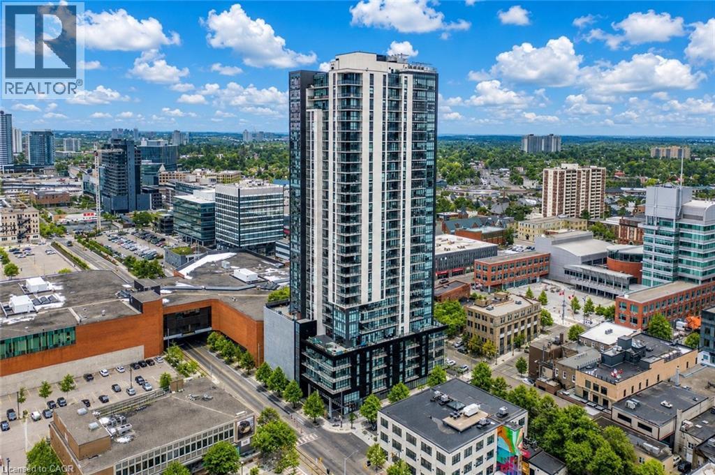 60 CHARLES Street UnitNo. 1402, Kitchener