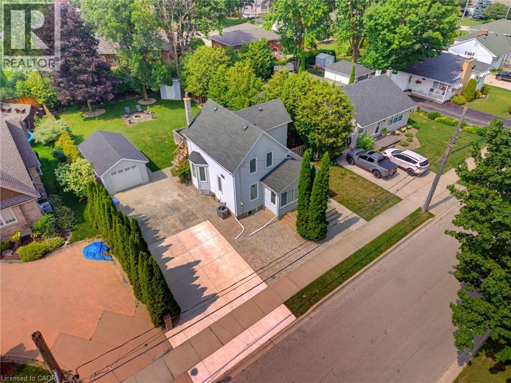 535 ARGYLE Avenue N, Listowel