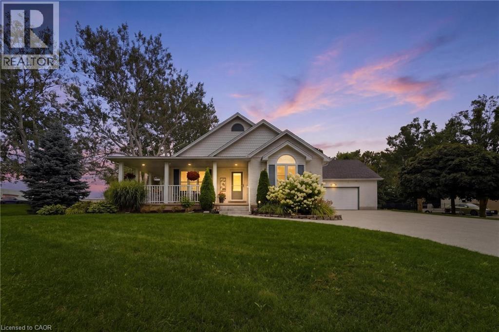 15 SHEPHARD Place, New Hamburg