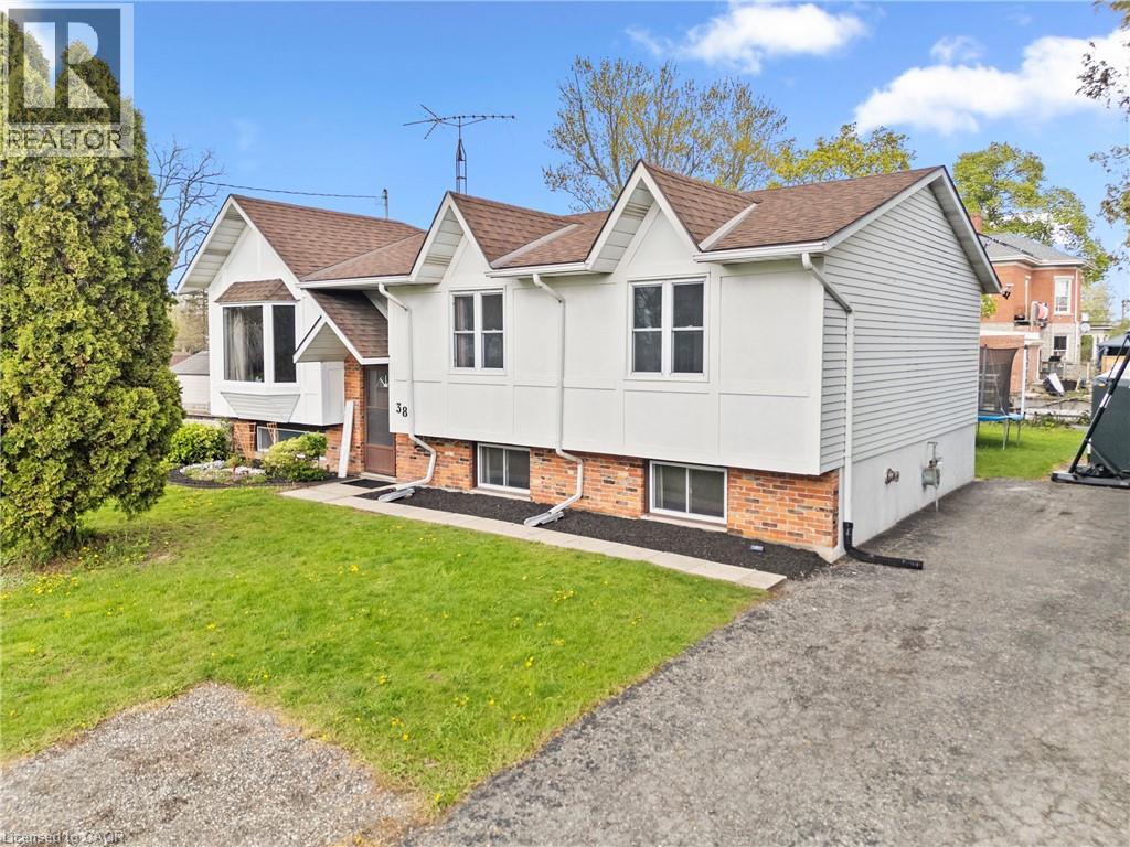 38 JANE Street, Hagersville