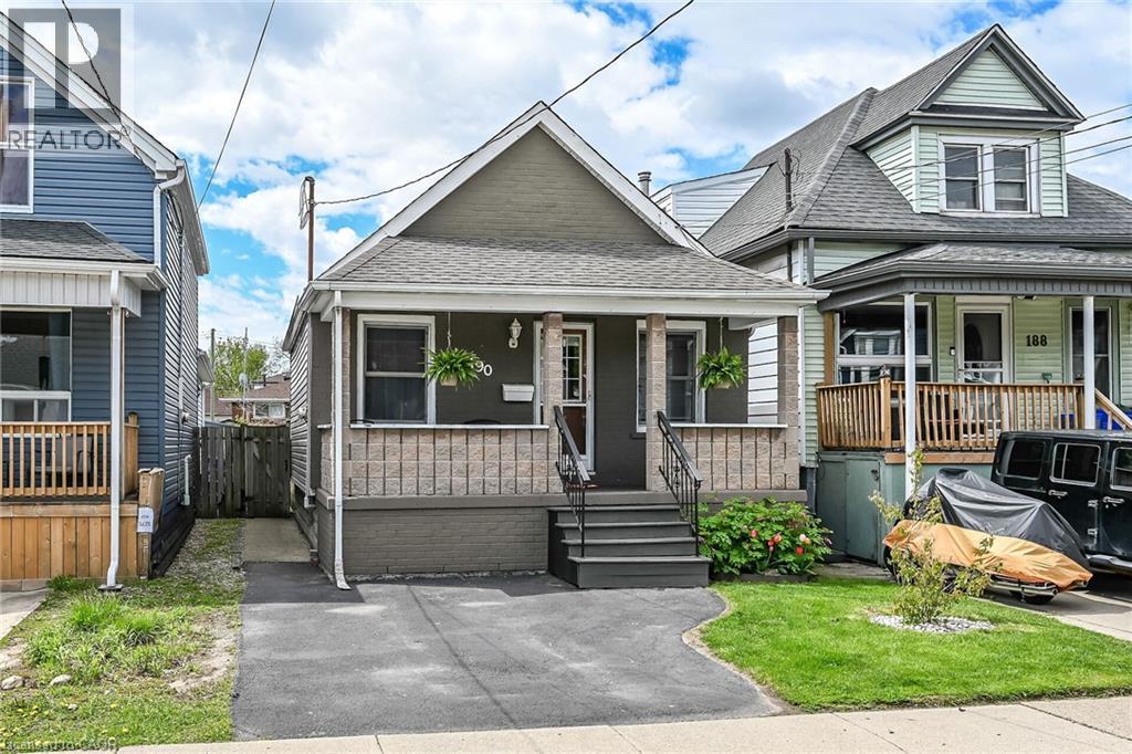 190 CAMPBELL Avenue, Hamilton