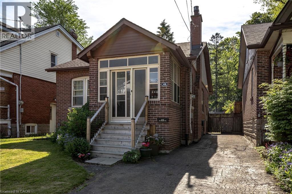 48 LONGWOOD Road N, Hamilton