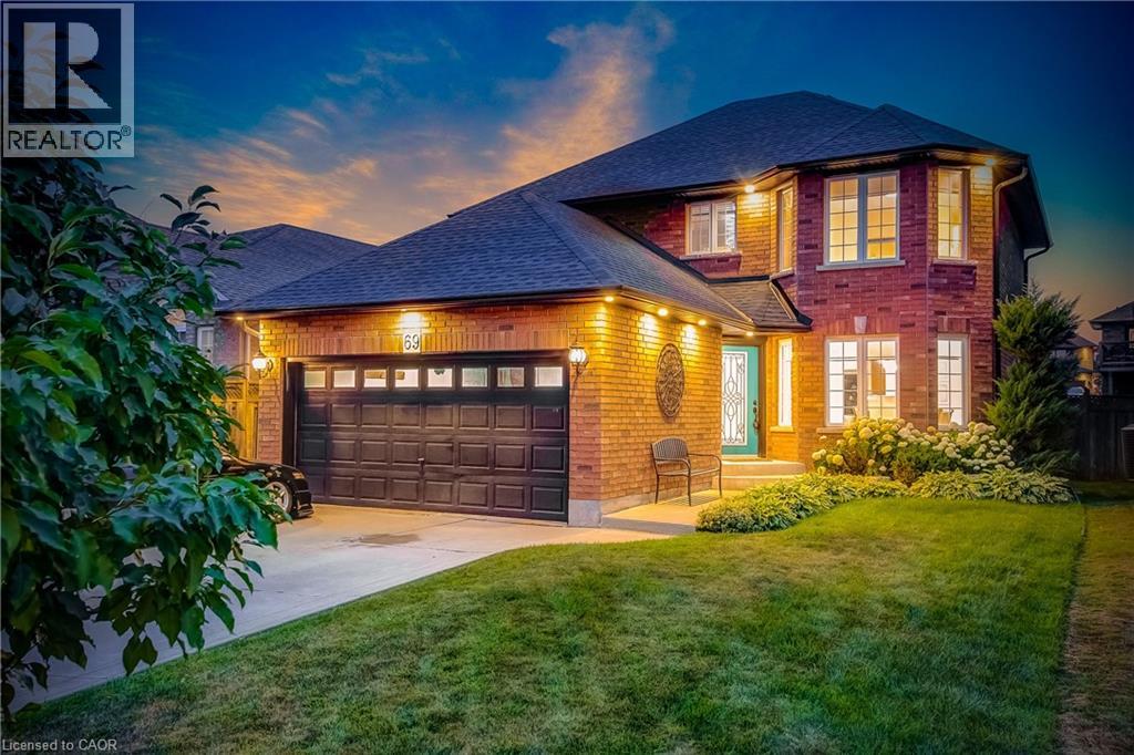 69 SOLSBURY Crescent, Mount Hope