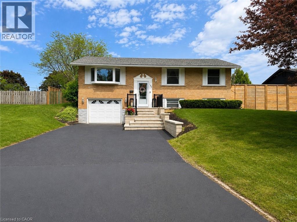 107 ROSSLINN Road, Cambridge
