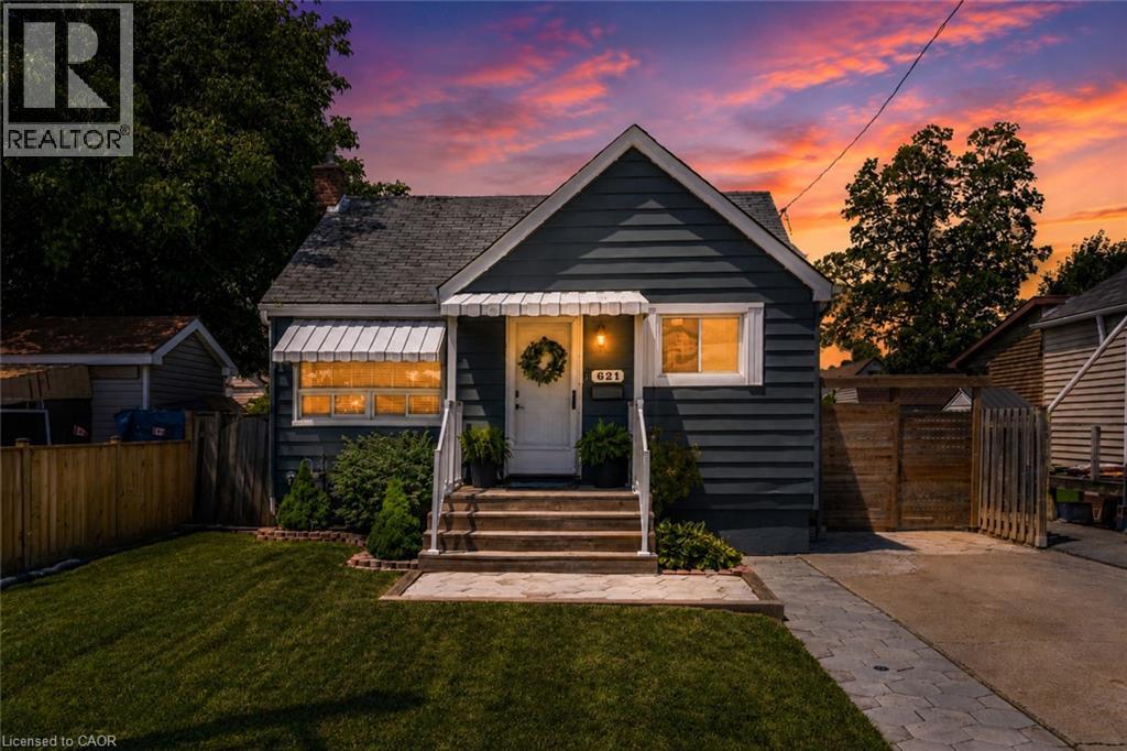 621 TATE Avenue, Hamilton