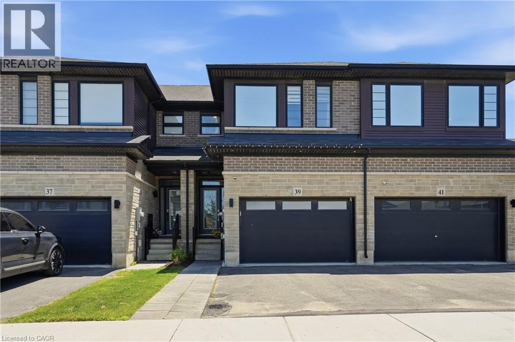 39 BELLHOUSE Avenue, Brantford