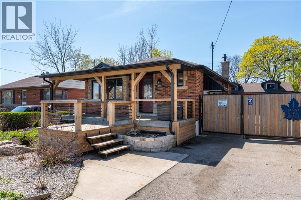 151 WINCHESTER Boulevard, Hamilton