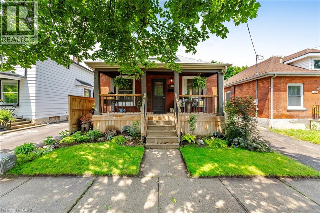 166 EAST Avenue, Brantford